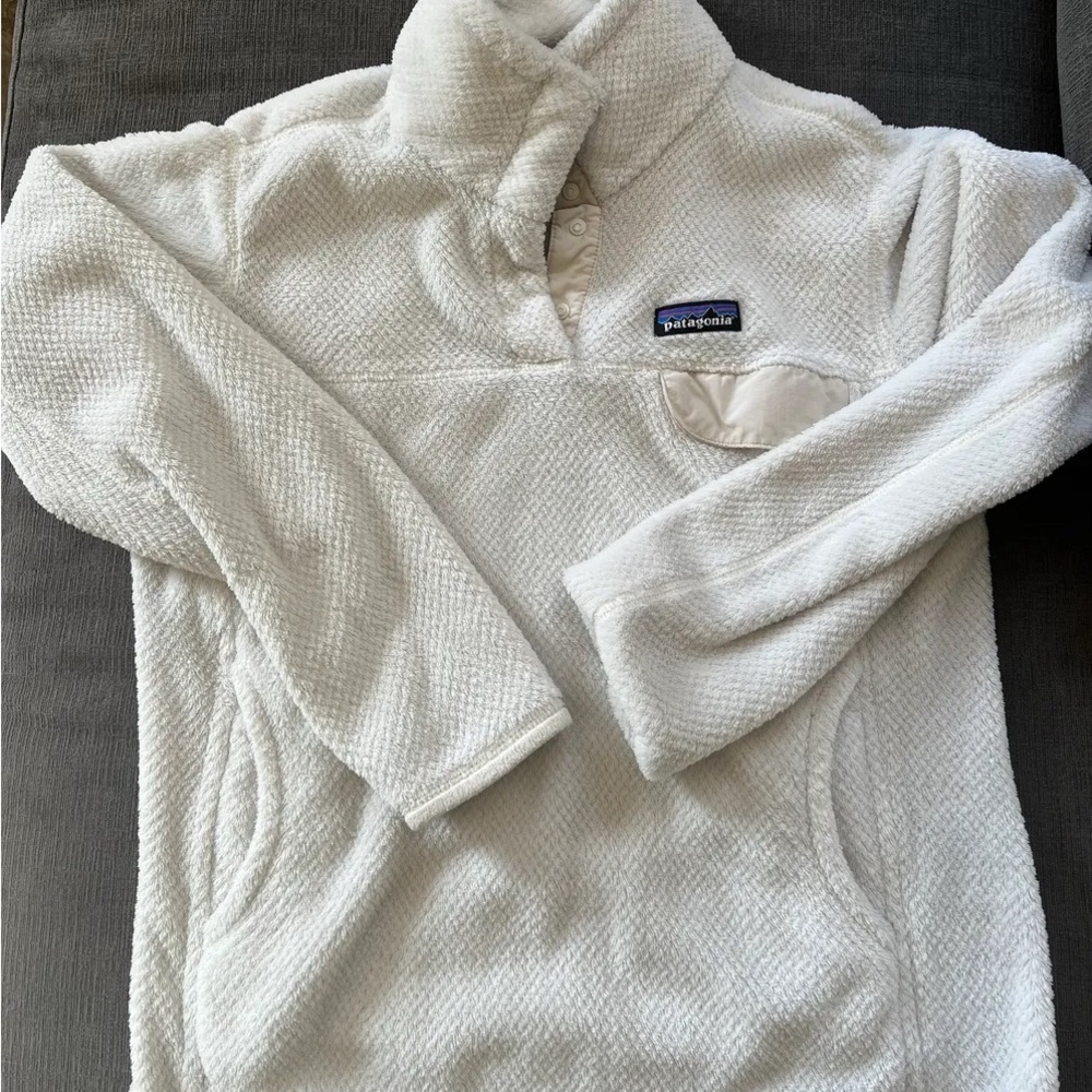 Patagonia Off-White Fleece Jacket